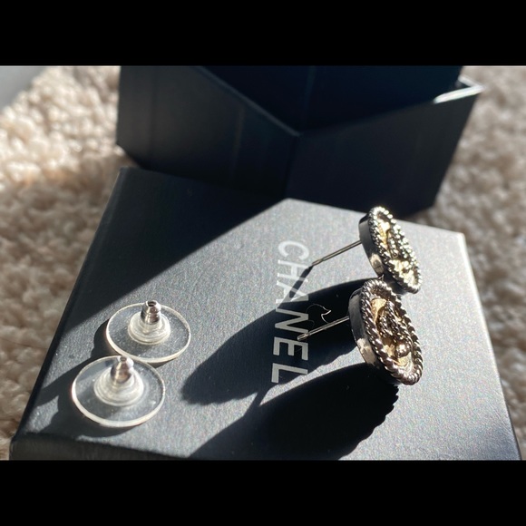 Chanel Round CC Crystal Earrings - Picture 3 of 6